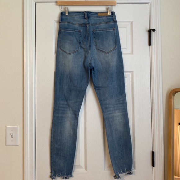 SOLD - Picture 4 of 5